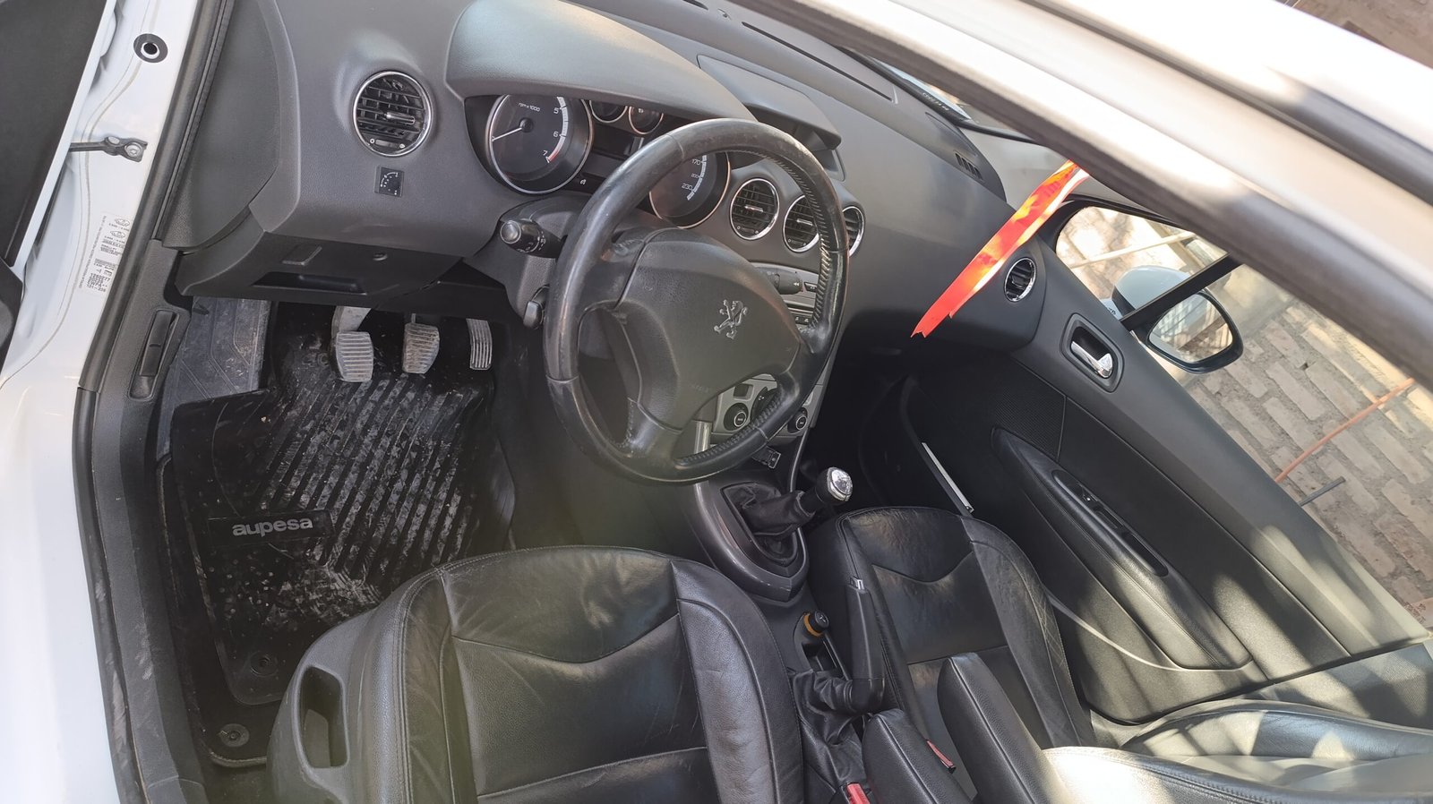 Peugeot 408 Allure Plus recibo permuta