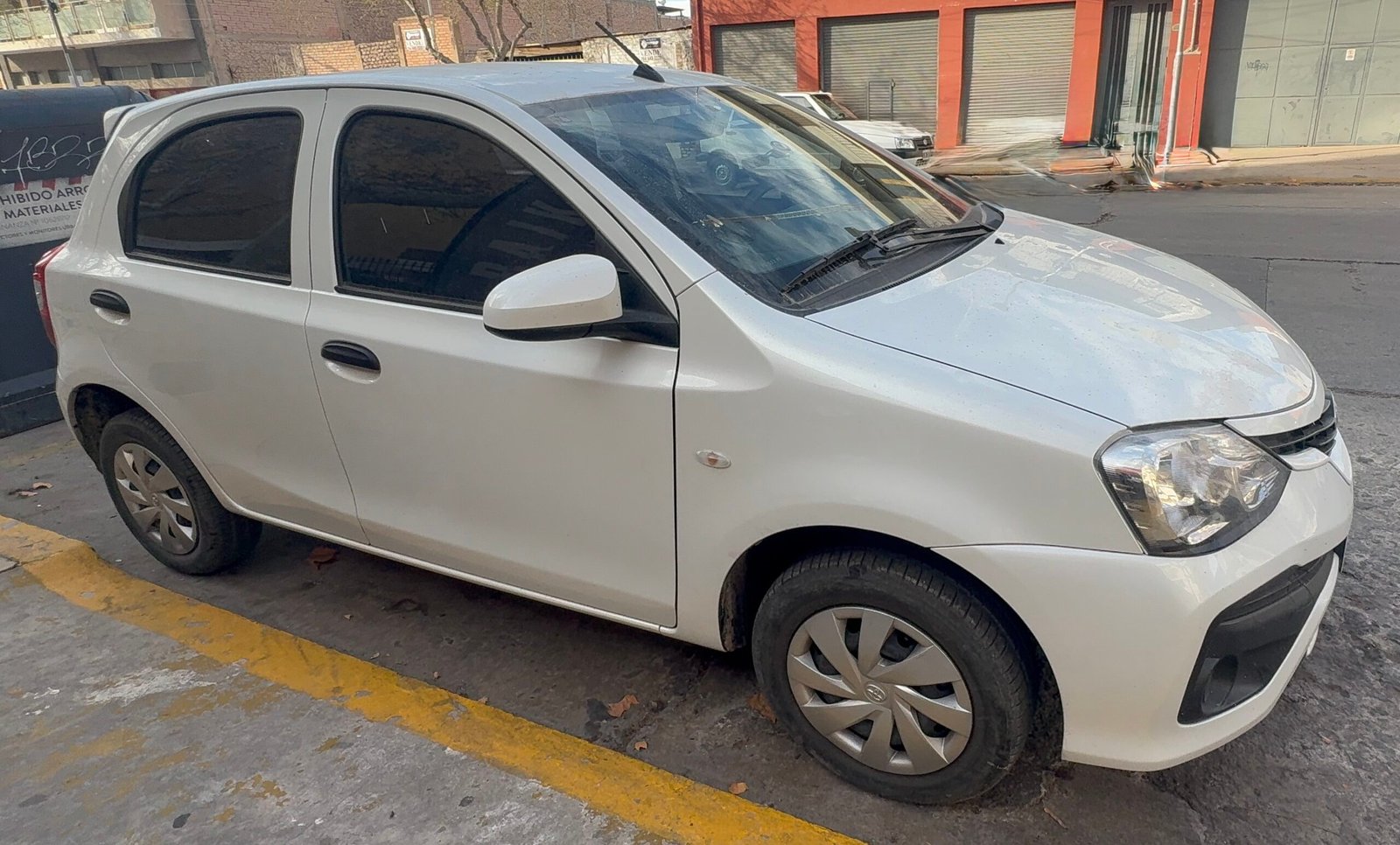 Toyota Etios X 2023