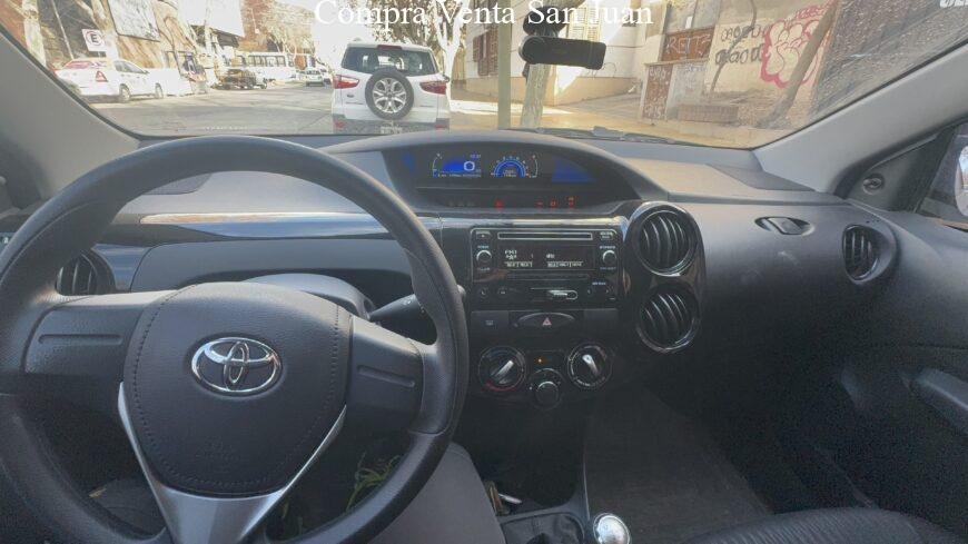 Toyota Etios X 2023